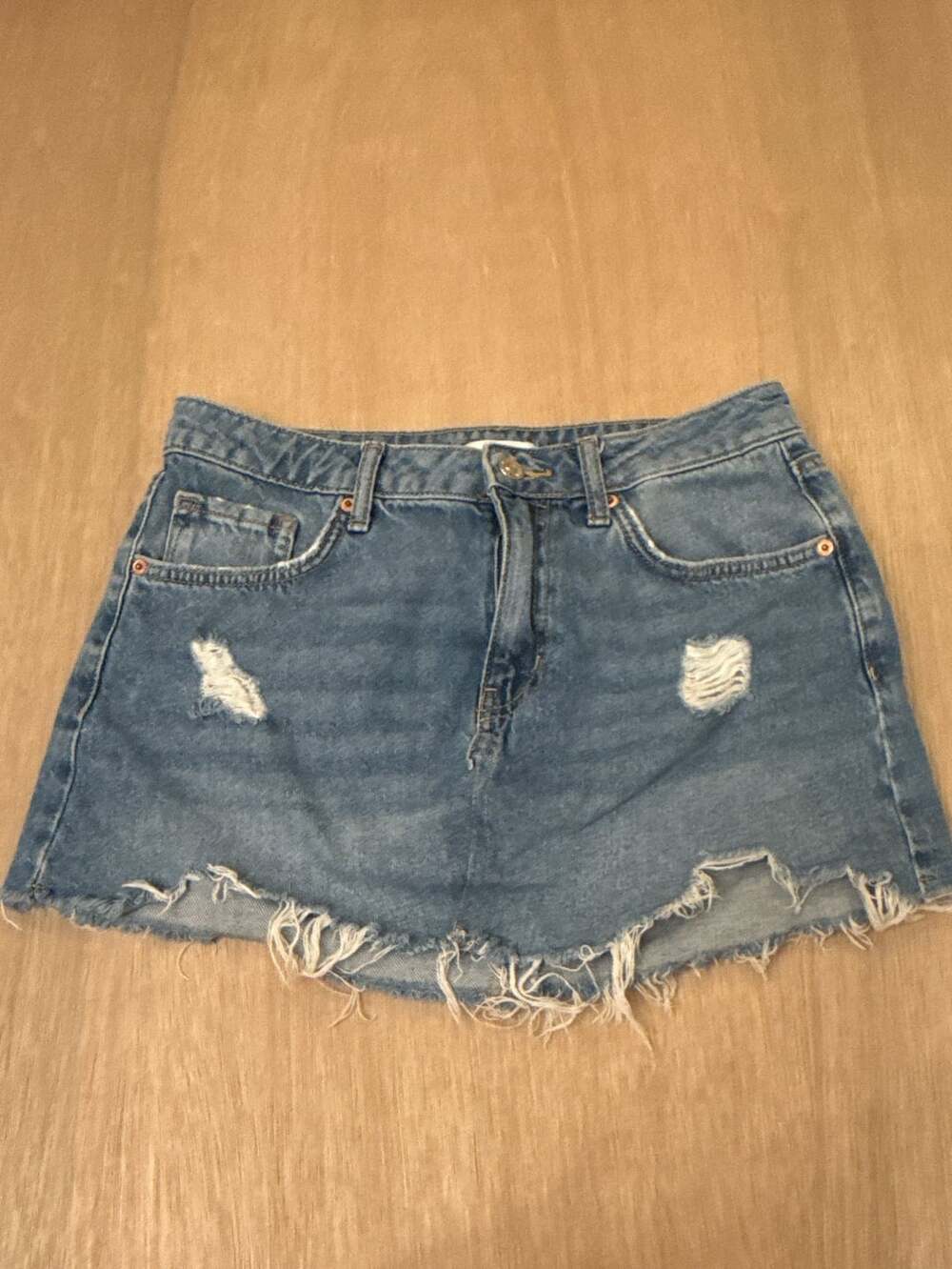 Forever 21 Y2K High Rise Distressed Denim Mini Skirt Size 28